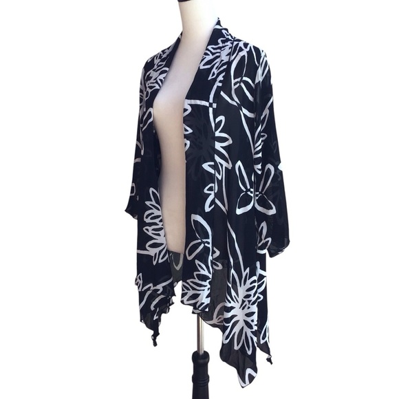 Carolina Rose Wildflower Georgette Swing Cardigan - Picture 6 of 7